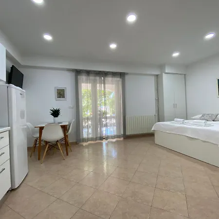 Emanuela 2 Apartment Novalja Exterior photo