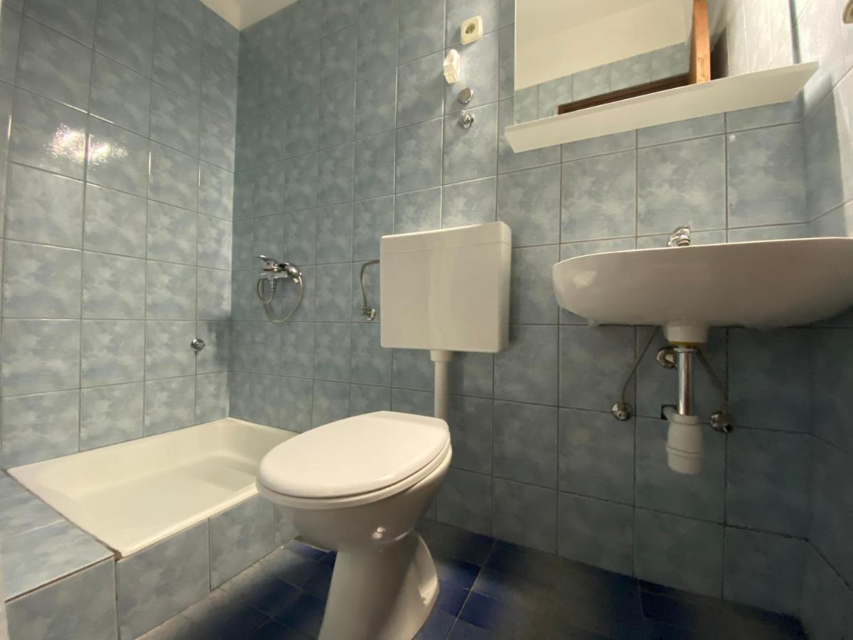 Appartement Emanuela 2 *