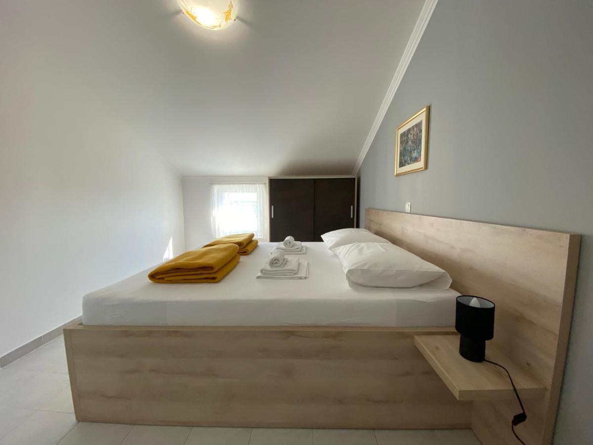 Appartement Emanuela 2 *